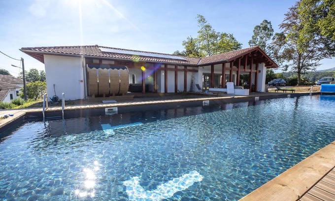 Urcuray House | Discover Maison Irriberria: Oceanfront Oasis with Pool