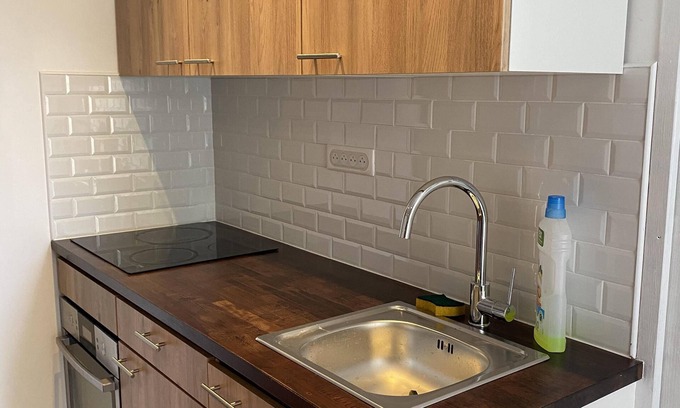 Saint-Louis Apartment | Welcoming MAISON JAUNE Apartment with Garden View & Kitchen