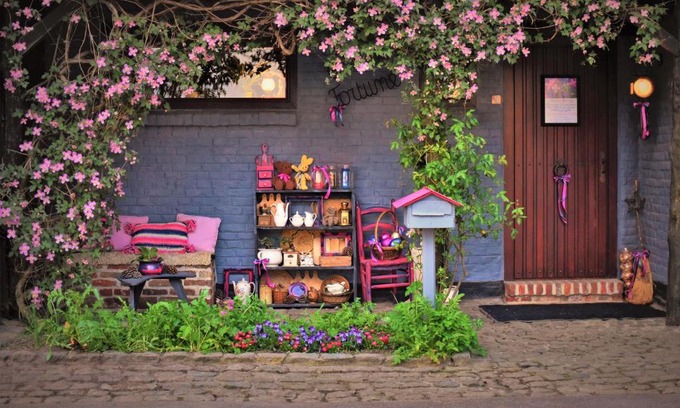 Frasnes-Lez-Anvaing House | Inviting Maison Jeanny: Full House with Expansive Garden
