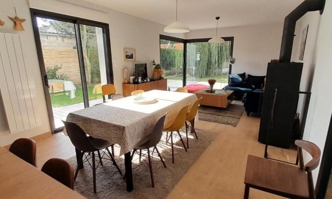 Ambleteuse House | Discover Maison Joli Soir: Child-Friendly Retreat in Ambleteuse