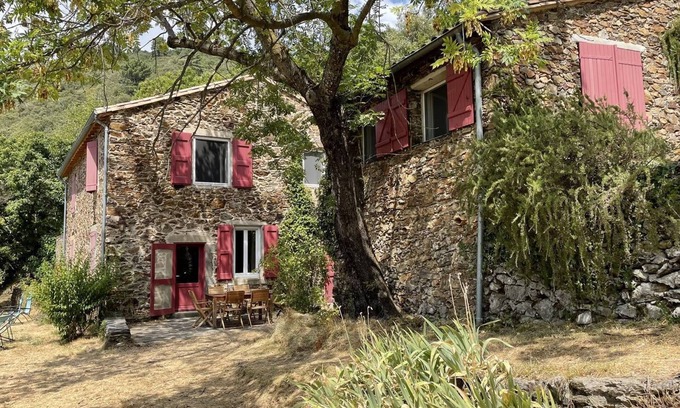Valleraugue House | Experience Elegance at Maison "La Bellevue" - 10/10 Rated