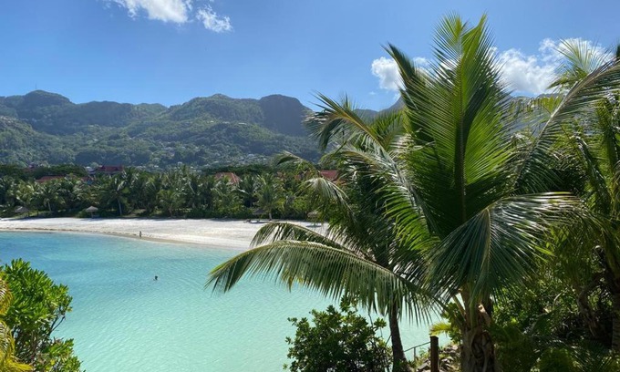 Eden Island House | Relax at Maison La Plage – Top-Rated Beachfront Retreat