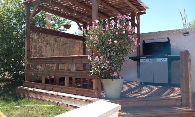 Champs House | Maison la Tourterelle in Auvergne