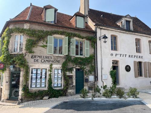 Sancerre House | Discover Maison Les Fossiles: Family-Friendly Retreat