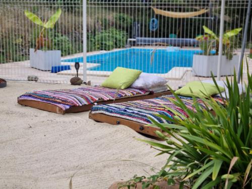 Valroufie Bed & Breakfast | Experience Oceanfront Bliss at Maison Les Fraysses