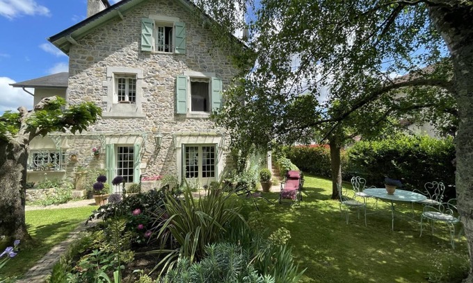 Bidos House | Relax at Maison Mado-lily - Pool & Kitchen Amenities Await