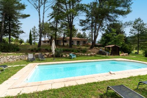 Apt Apartment | Discover Maison Marvic: Studio Retreat Among the Pines