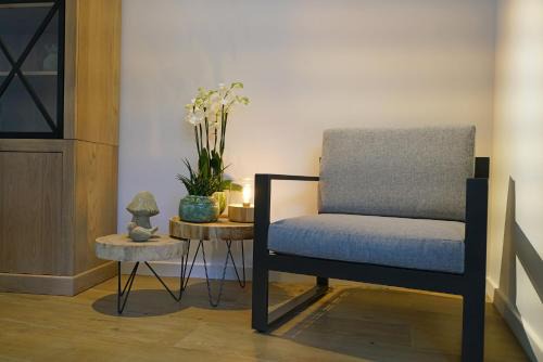 Nieuwpoort House | Maison Maxine: Ideal Family Retreat for 12 Guests
