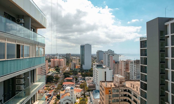 Polana Cimento A Apartment | Explore Maison Moz Executive with Family-Friendly Amenities