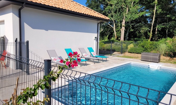 Lanzac House | Discover Maison Neuve Bord de Dordogne with Pool & Breakfast