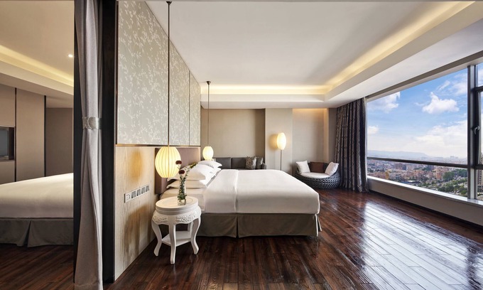 Houjie Hotel | Elegant Maison New Century Hotel Dongguan - 4-Star Comfort