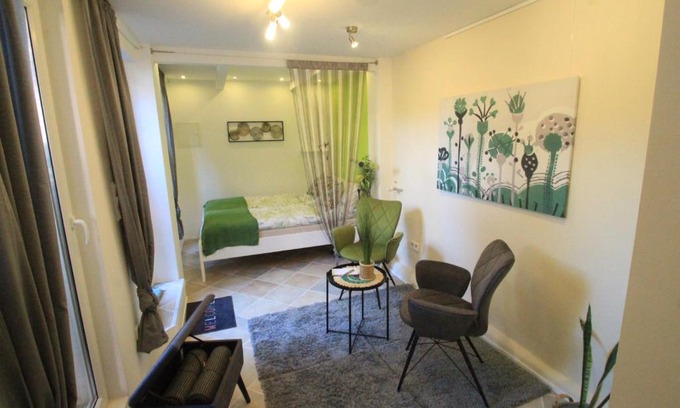 Rodheim vor der Hohe Apartment | Discover Family-Friendly Comfort at Maison No.9