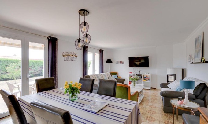 Olonne-sur-Mer House | Family-Friendly Stay in Olonne-sur-Mer with Great Reviews