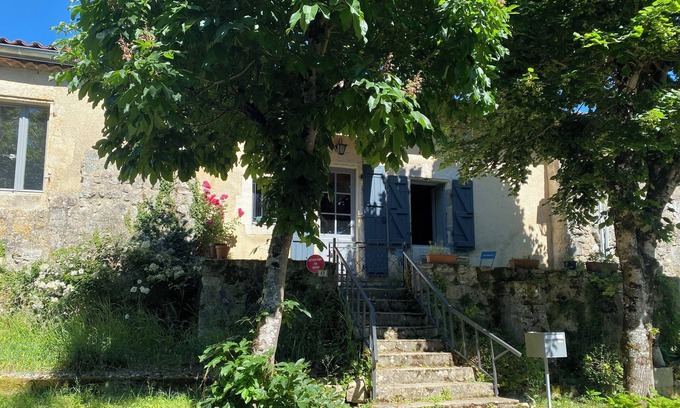 Poudenas House | Experience Maison Principale Poudenas with Pool & Ocean Views