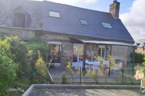 Tanis House | Cozy Stay Near Mont Saint Michel for Family Adventures