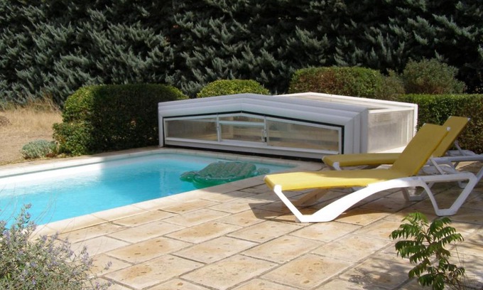 Mouries House | Inviting Maison Provençale with Pool and Ocean Views