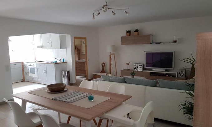 Cavalaire-sur-Mer Apartment | Oceanfront Escape at Maison Provencale - Rated 9.6/10
