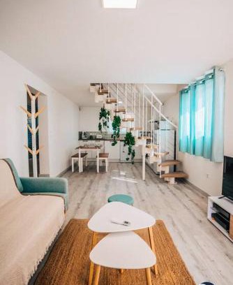 Goudargues House | Welcoming Maison Just 500m from the Village Center