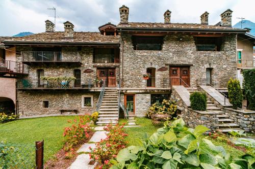 Nus House | Welcome to Maison Rosset: Relaxing Spa & Family-Friendly Stay