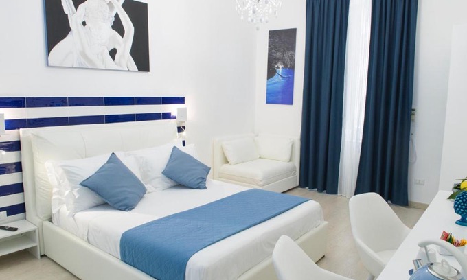 Sorrento Historic Centre House | Indulge at Maison San Paolo: Guest Rated 10/10 with Breakfast