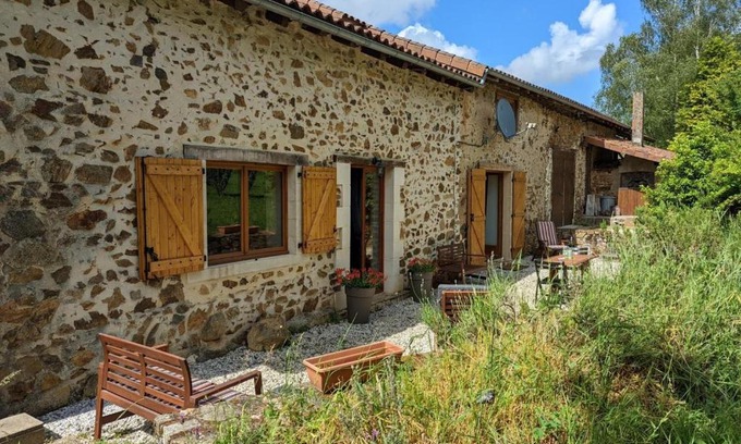 Massignac House | Inviting Maison in Massignac with Private Garden & Activities