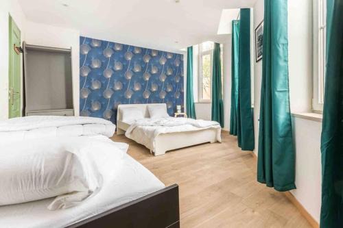 Roubaix House | Family-Friendly Maison near Lille with Kitchen & Pet Access