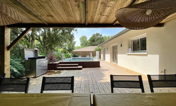 Vieux-Boucau-les-Bains House | Experience Maison T5: Oceanfront Retreat with Private Pool