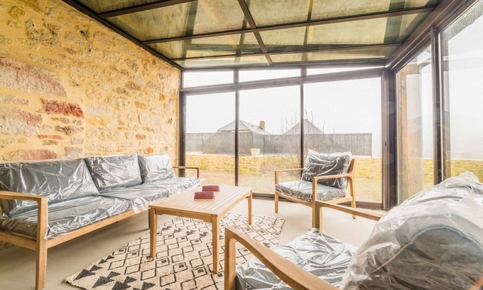 La Feuillade House | Maison Terrasson: Family-Friendly Retreat with Kitchen Amenities