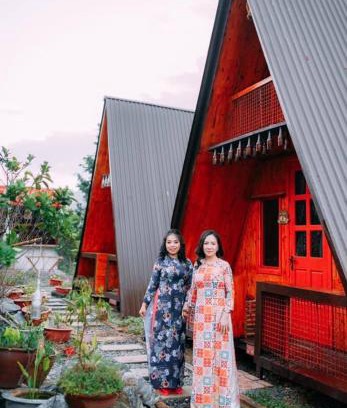 Ha Giang House | Cozy Maison Teahouse Homestay with Oceanfront Views