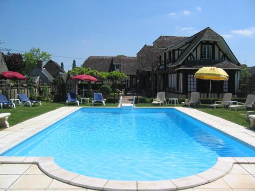 Bourth Bed & Breakfast | Discover Maison Theresa: Pet Friendly with Ocean Views