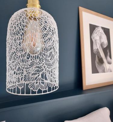 Saint-Coulomb Bed & Breakfast | Experience Maison Triton et Porcelaine with Ocean Views