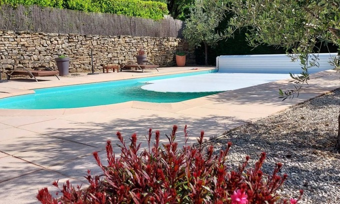 Les Vans Villa | Discover Maison Vacances Ardèche: 10/10, Ocean View Pool