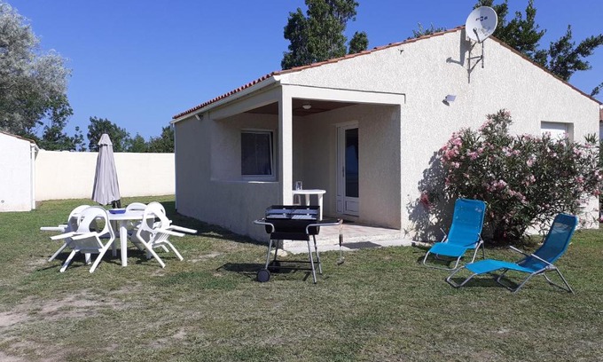 La Bree-les-Bains House | Enjoy Family-Friendly Stays at Maison vacances d'Oléron