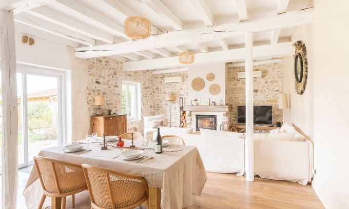 Lavilletertre House | Discover Maison Valeli: Your Spa Retreat near Paris