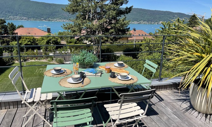 Veyrier-du-Lac House | Maison Veyrier: Breathtaking Lake Views & Family-Friendly Stay