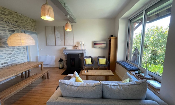 Trebeurden House | Ocean View Retreat at Maison vue mer, Rated 9.6/10!
