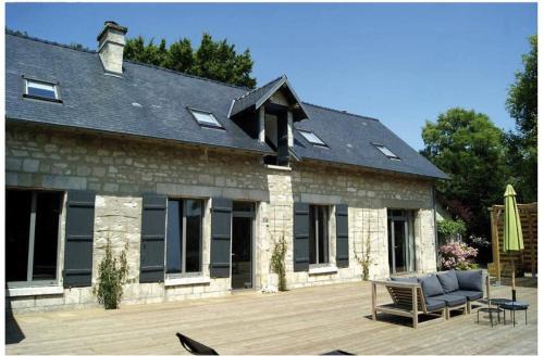 Saint-Pierre-Aigle Villa | Experience Panoramic Views at Maison Vue Panoramique