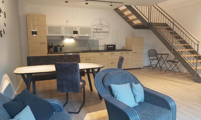 Landkern House | Oceanfront Maison Vulkanstein: Guest Rated 9.3/10