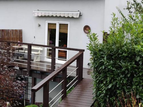 Herreshagen Apartment | Discover Maisonette Pablo: Pet-Friendly Retreat with Hot Tub