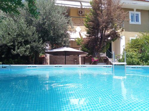 Perea Villa | Charming Maisonette with Garden and Oceanfront Views