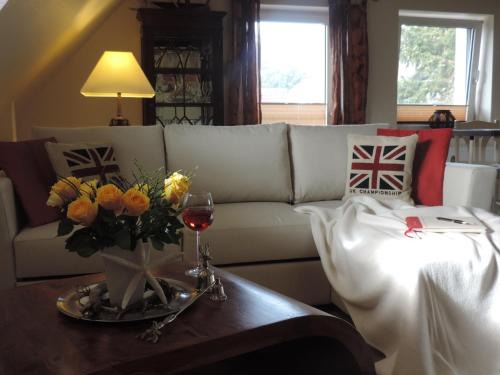 Ostseebad Prerow Apartment | Ocean View Retreat at Maisonette zum Weststrand - Rated 9/10