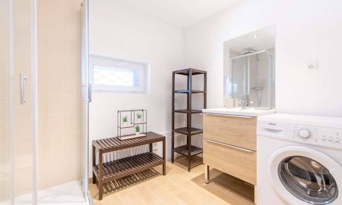 4th Arrondissement Apartment | Experience Comfort at Maisonmars Le Complexe Blancarde