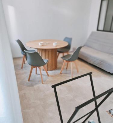Chenove Apartment | Cozy Maisonnette - Family-Friendly Retreat in Cœur de Vigne