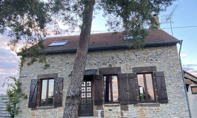 Douillet House | Guest Rated 10/10: Maisonnette de Campagne with Ocean View