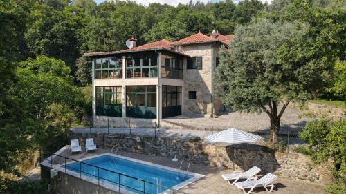 Sande House | Pet-Friendly Retreat with Pool and Ocean Views at Maisons des Fleurs