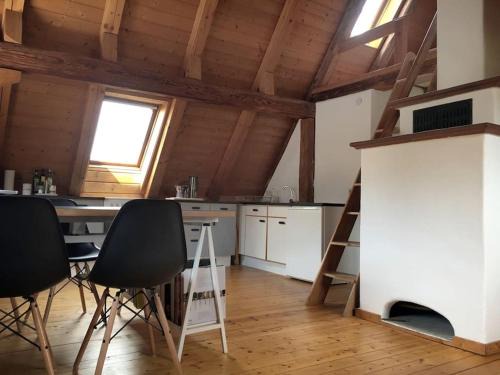 Schwaebisch Gmuend Apartment | Inviting Maisonette Studio in a Historic Barn - 10/10 Rated