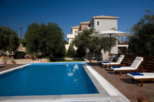 Kavallos Apartment | Oceanfront Maistros Apartments with Pool & Excellent Rating