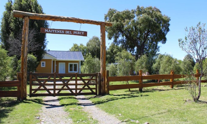 Trevelin Ski Chalet | Unforgettable Oceanfront Stay at Maitenes Del Percy