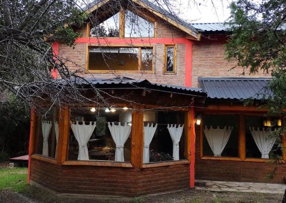 Villa Los Coihues House | Pet-Friendly Retreat at Maitenkarú: Rated 9/10 by Guests