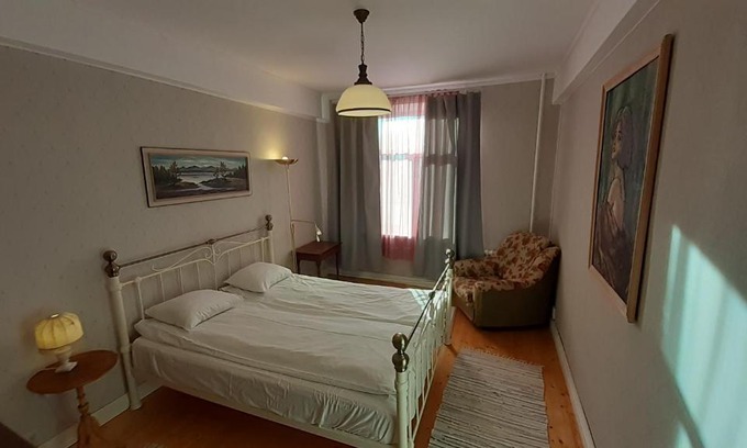 Sillamae Apartment | Majakovski Family Suite with Ocean View & Child-Friendly Amenities